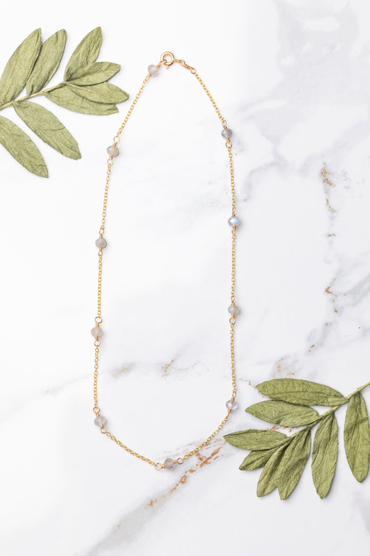 L'espace Labradorite Necklace