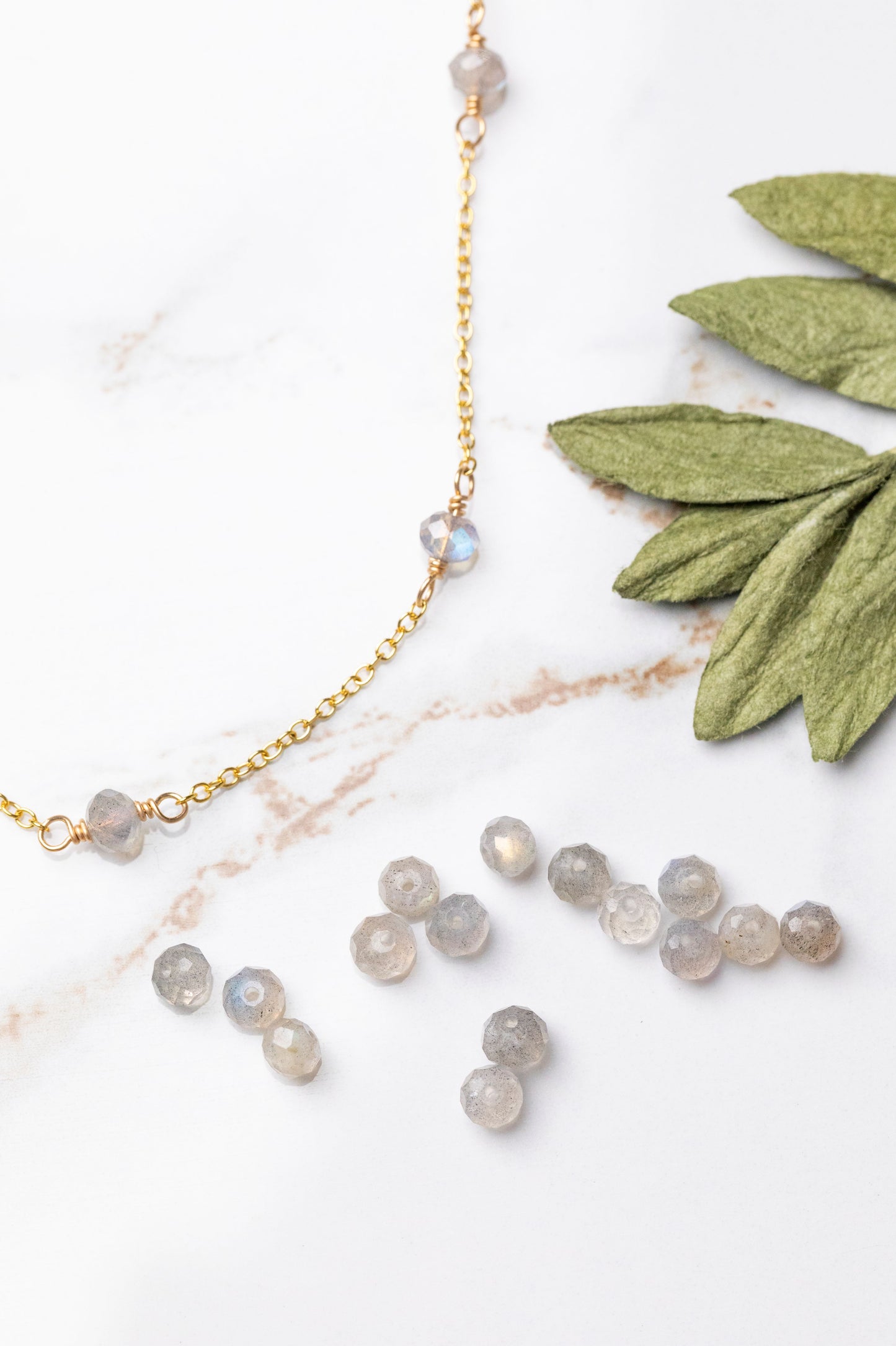 L'espace Labradorite Necklace